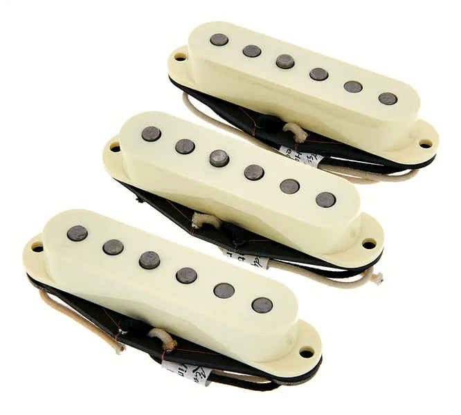 guitare Lindy Fralin Vintage Hot ST Set + Baseplate