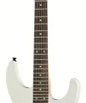La guitare électrique Jackson JS12 Dinky AH WH | Test, Avis & Comparatif