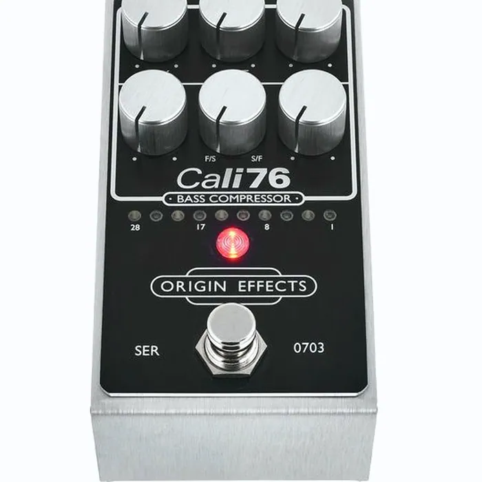 Origin Effects Cali76 V2 Bass Compressor BK – photo 5