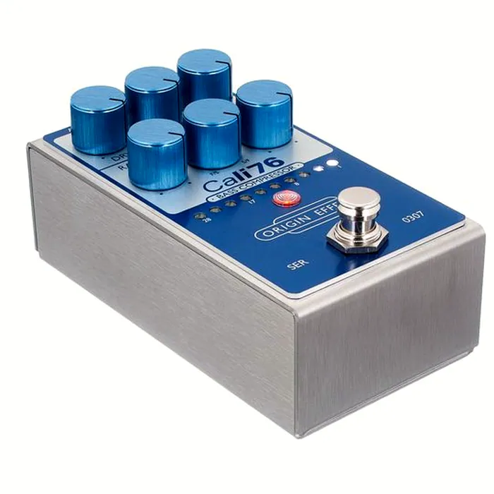 Origin Effects Cali76 V2 Bass Compressor BL – photo 11
