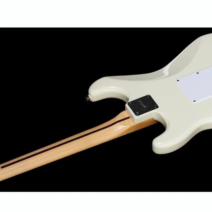 Squier Affinity Strat MN OW Bundle – photo 10