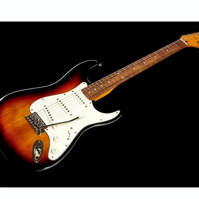 Squier CV 60s Strat 3-SB Bundle – photo 11