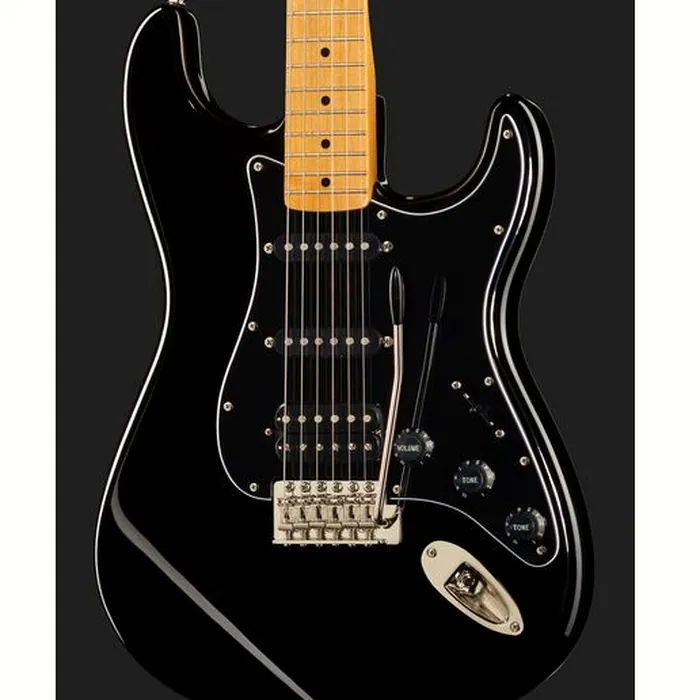 Squier CV 70s Strat HSS MN BLK Bundle – photo 6