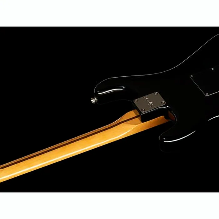 Squier CV 70s Strat HSS MN BLK Bundle – photo 10