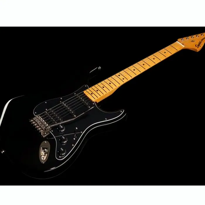 Squier CV 70s Strat HSS MN BLK Bundle – photo 11