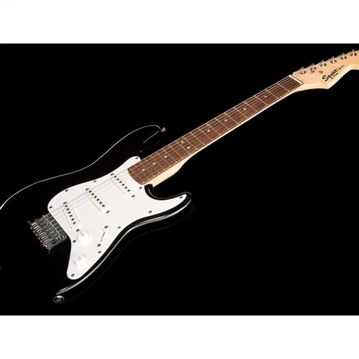 Squier Mini Strat V2 BK IL Bundle – photo 8