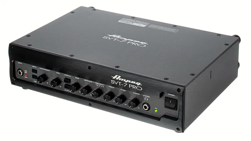 Tête d'ampli basse Ampeg SVT-7PRO Bass Head